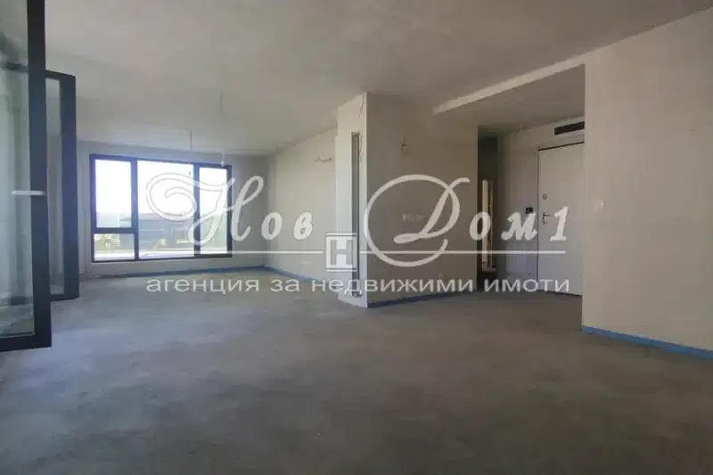 4-bedroom apartment in Sofiya, Mladost 2