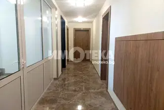 Многостаен апартамент в София, Младост 4
