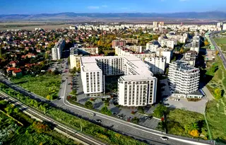 Многостаен апартамент в София, Обеля