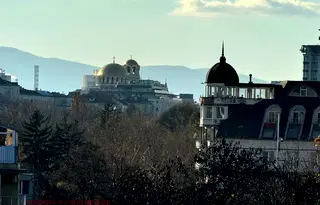 Четиристаен апартамент с тераси на последен етаж в Оборище, София