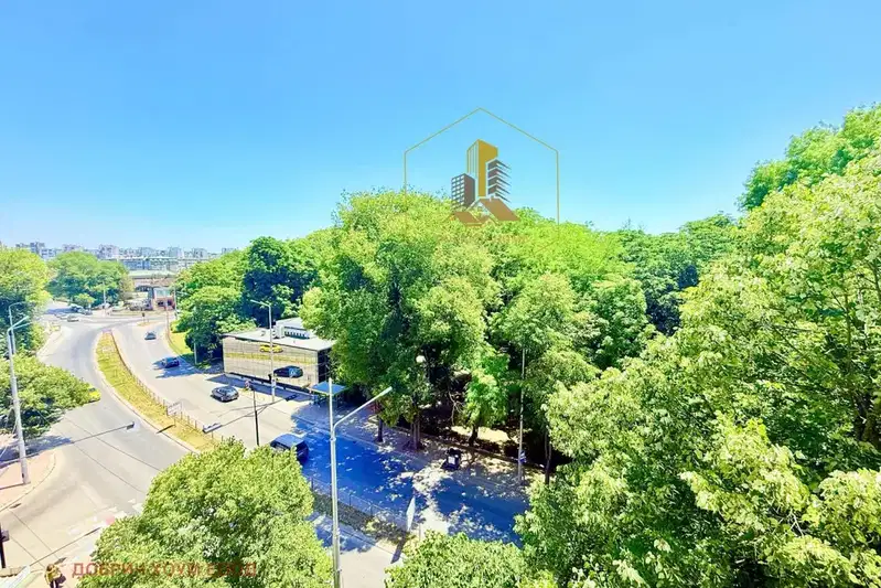 Многостаен апартамент в Добрич, Свети Георги