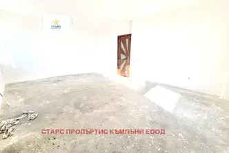 Четиристаен апартамент с голяма тераса и морска панорама във Виница, Варна