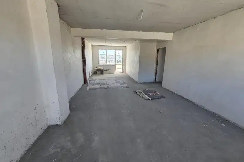 4-bedroom apartment in Kyrdjali, Vyzrojdenci