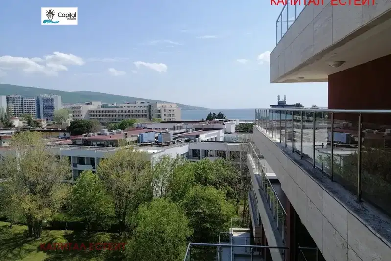 Многостаен апартамент в Бургас, к.к. Слънчев бряг