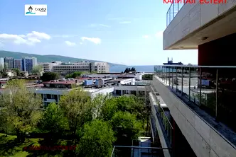 Многостаен апартамент в Бургас, к.к. Слънчев бряг