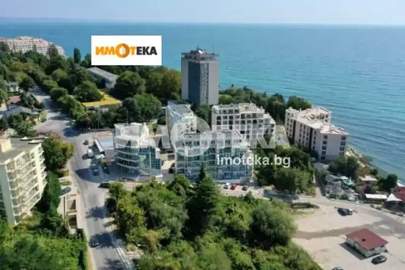 Двустаен апартамент в к.к. Чайка