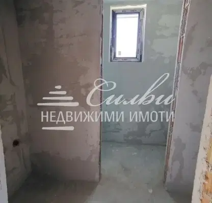 Снимка 5 — Двустаен апартамент в Шумен, 5-ти полк