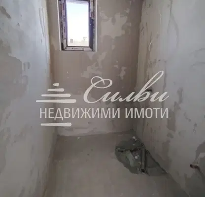 Снимка 5 — Двустаен апартамент в Шумен, 5-ти полк, ново строителство