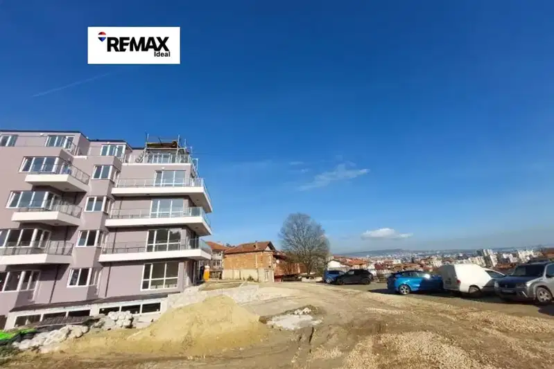 Двустаен апартамент с панорамна гледка в Аспарухово, Варна