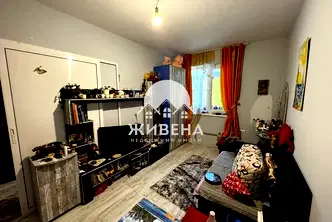 Двустаен апартамент в Добрич, Център