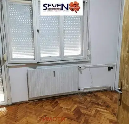 Снимка 4 — Двустаен апартамент в Габрово, Център