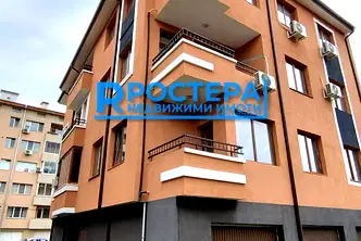 Двустаен апартамент в Търговище, Център