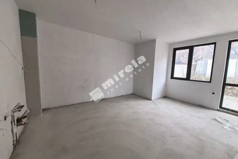 2-bedroom apartment in Yambol, Centyr