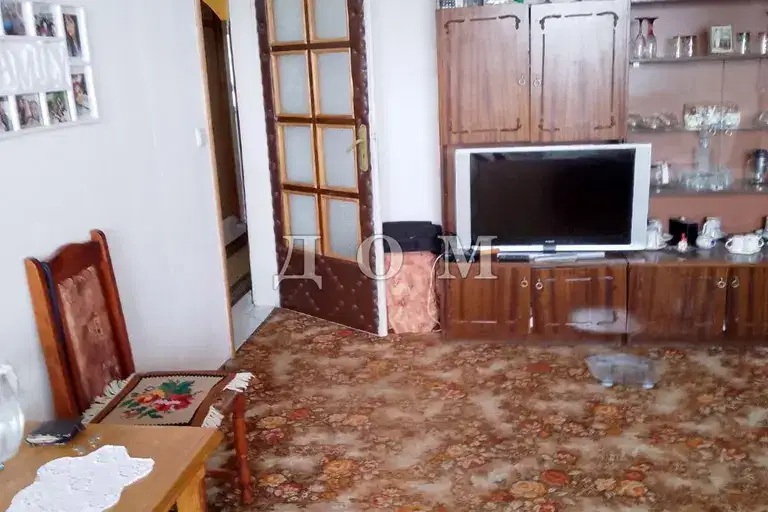Двустаен апартамент в Шумен, Еверест