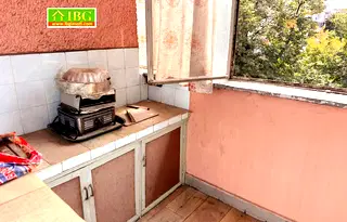 Двустаен апартамент в Русе, Хъшове