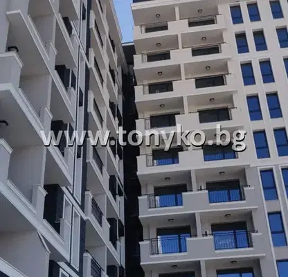Снимка 5 — Двустаен апартамент в Пловдив, Кършияка
