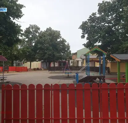 Снимка 5 — Двустаен апартамент във Враца, Металург