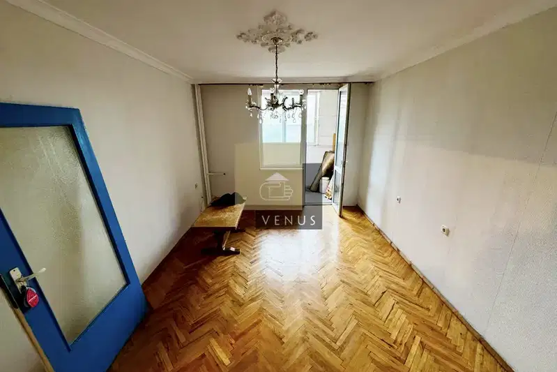 Двустаен апартамент в София, Полигона