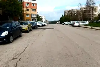 Двустаен апартамент в Перник, Тева