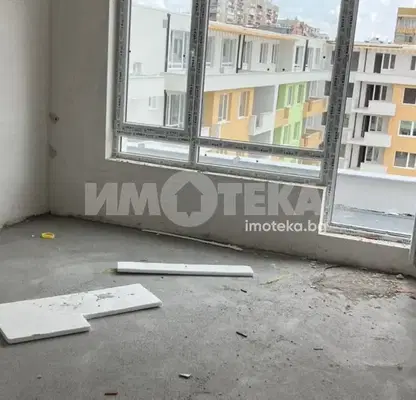 Снимка 4 — Двустаен апартамент в Пловдив, Южен