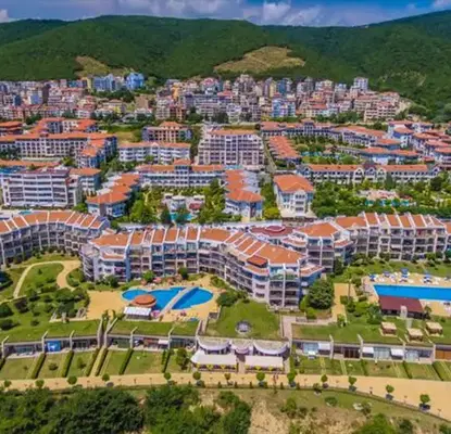 Снимка 4 — Двустаен апартамент в Бургас, Свети Влас