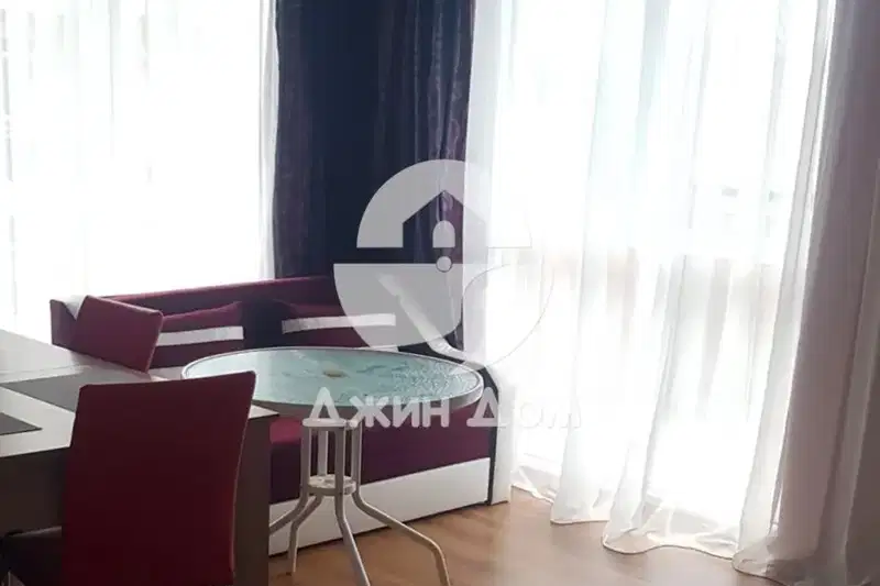 Двустаен апартамент в Бургас, к.к. Слънчев бряг