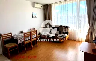 Двустаен апартамент в Бургас, к.к. Слънчев бряг