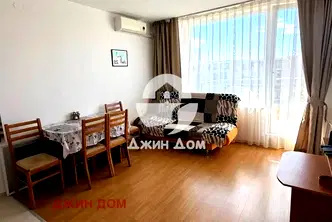 Двустаен апартамент в Бургас, к.к. Слънчев бряг