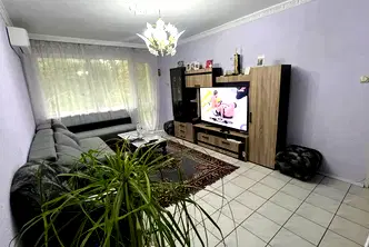 Двустаен апартамент в Монтана, Лом