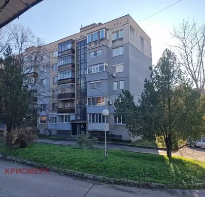 Снимка 2 — Двустаен апартамент в Русе, Бяла
