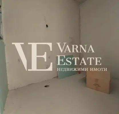 Снимка 4 — Едностаен апартамент във Варна, Левски 2