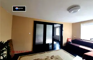 Етаж от къща в с. Бусманци
