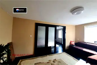 Етаж от къща в с. Бусманци