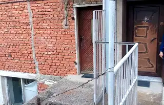 Етаж от къща в Кърджали, Байкал