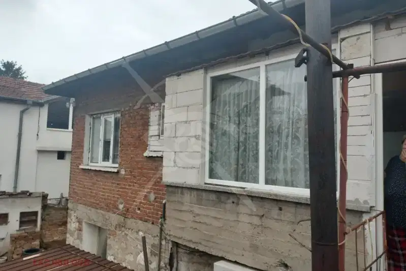 Етаж от къща в Пазарджик, Център