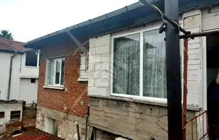 Етаж от къща в Пазарджик, Център