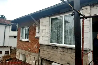 Етаж от къща в Пазарджик, Център