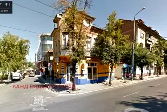 Етаж от къща в Бургас, Център
