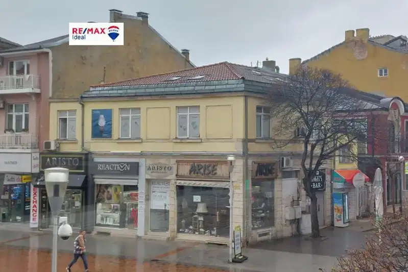 Етаж от къща във Варна, Център