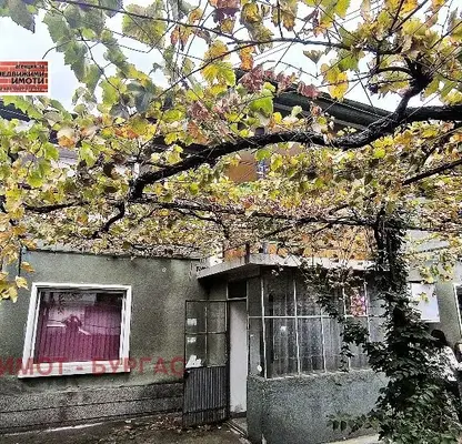 Снимка 2 — Самостоятелен първи етаж с гараж в кв. Кольо Ганчев, Стара Загора
