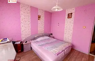 Етаж от къща в Русе, Родина 2