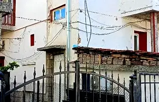 Етаж от къща в Плевен, Широк център