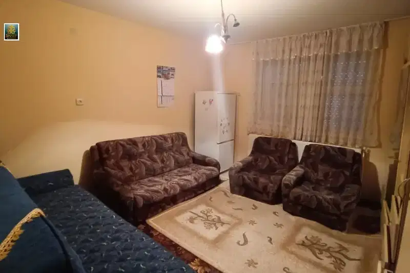 Етаж от къща в Кърджали, Момчил