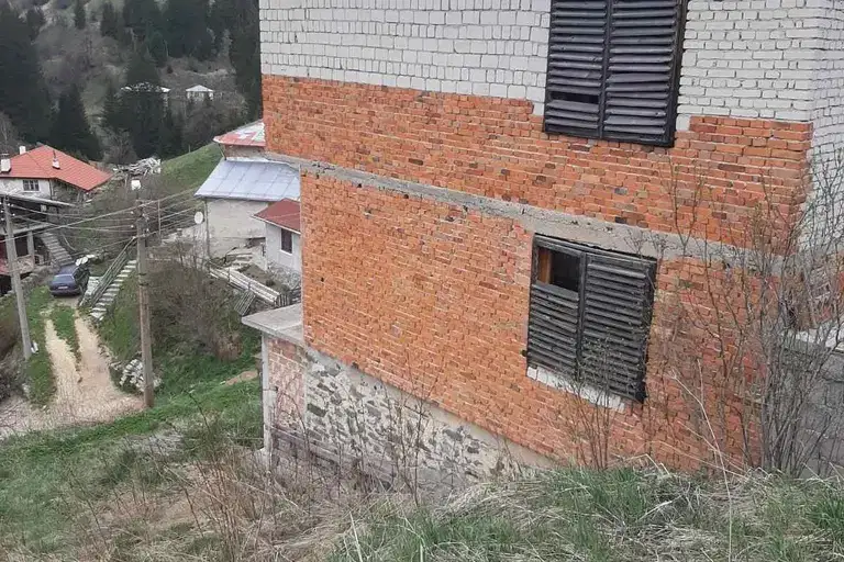 Floor of House in Oblast Smolyan, Stoikite