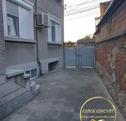 Photo 5 — Floor of House in Oblast Stara Zagora, Chirpan