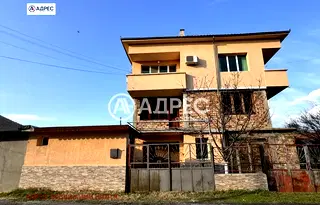 Етаж от къща във Велико Търново, с. Първомайци