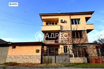 Етаж от къща във Велико Търново, с. Първомайци