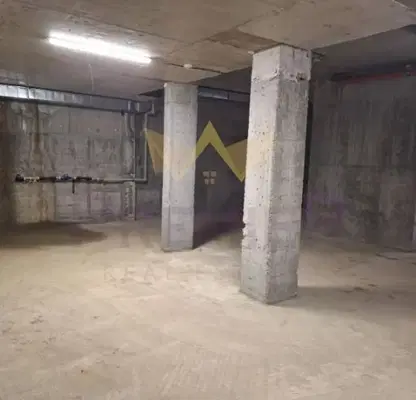 Photo 5 — Garage/Parking in Студентски
