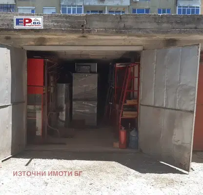 Photo 3 — Garage in Dobrich, Balik