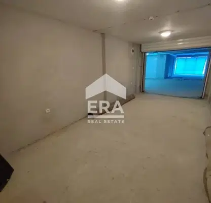 Photo 3 — Garage/Parking in Varna, Briz
